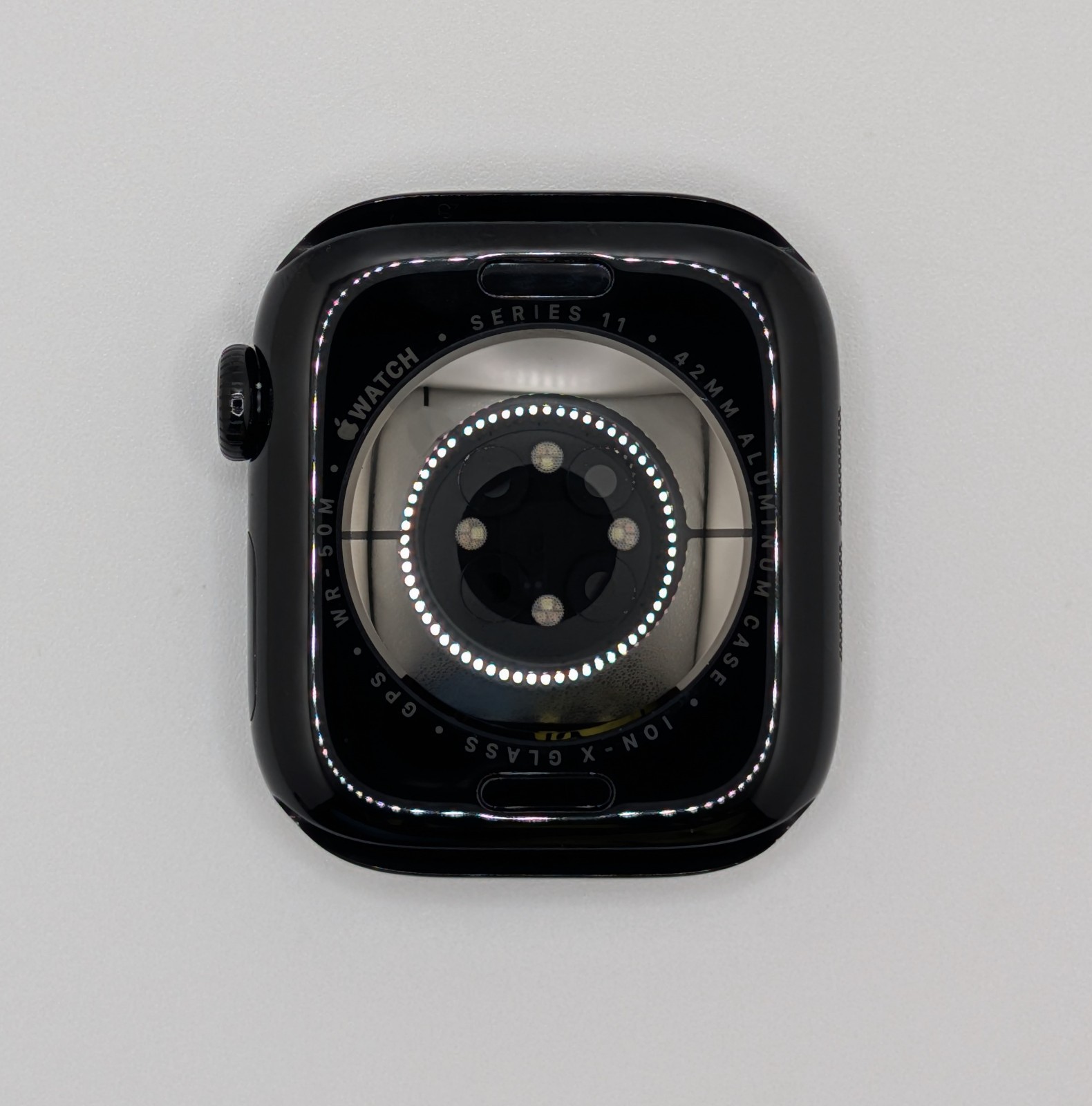 NEW – Apple Watch Series 11 42 mm GPS Jet Black (Good Condition). ~HQ0~