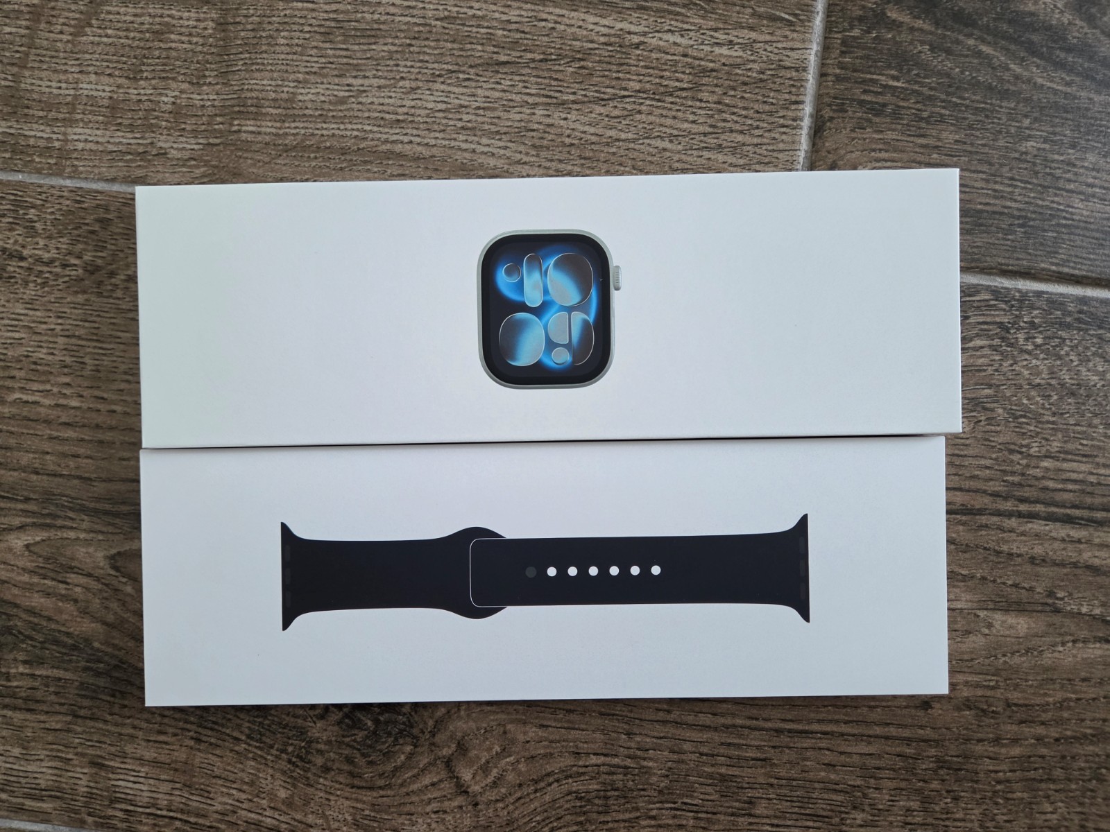 Apple Watch Series 11 GPS+Cellular 46mm Space Gray w Black Sport Band S/M