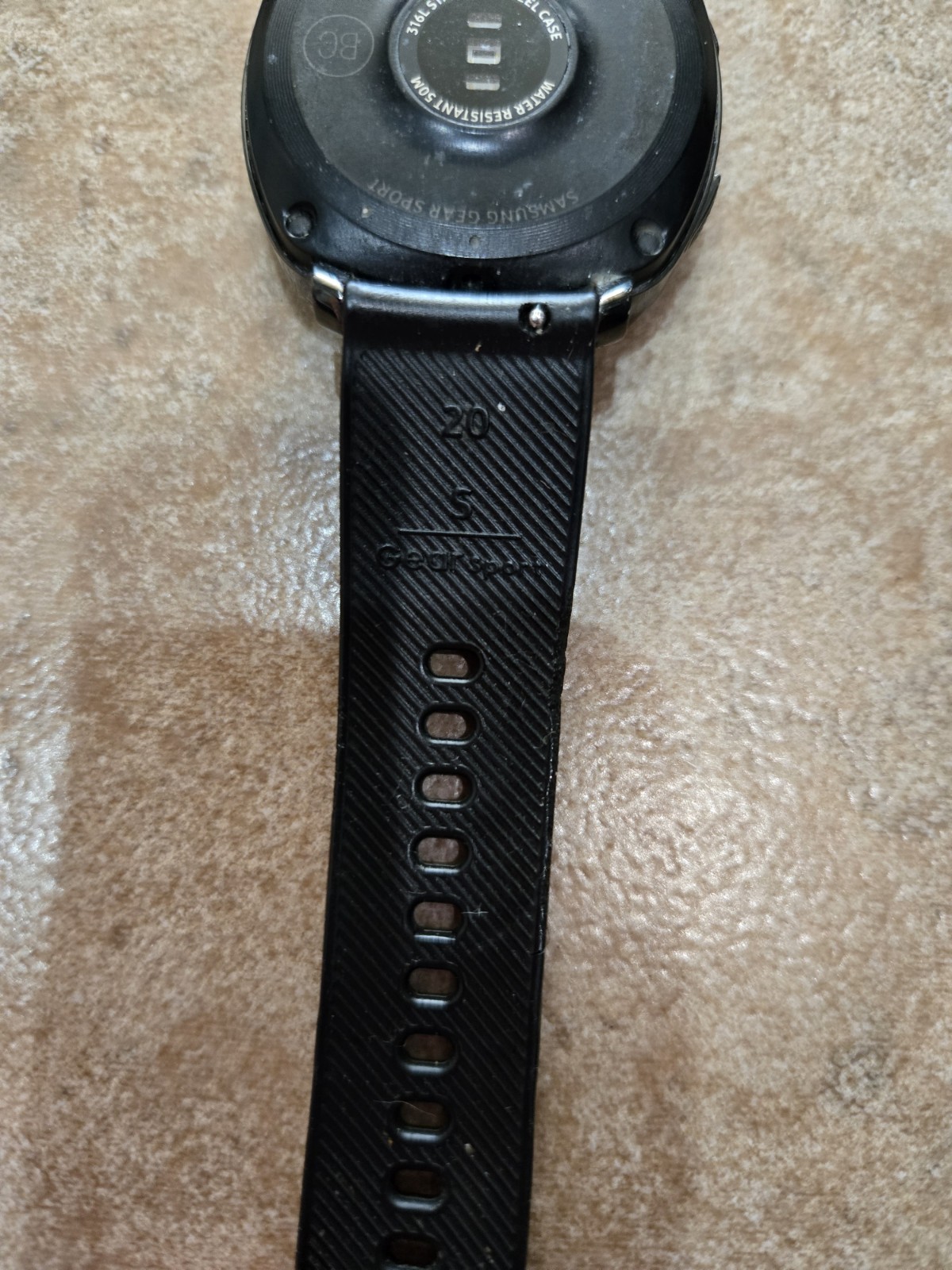 SAMSUNG GEAR SPORT, Silver Bezel, BLACK 20inch Band And Extras!