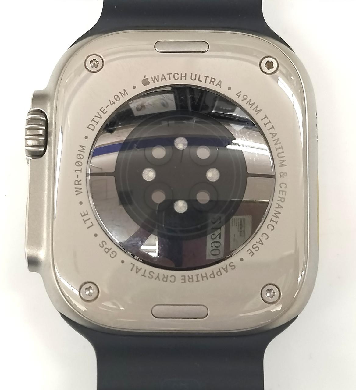 Apple Watch Ultra 1st Gen Titanium Smartwatch 49mm, Used, Battery 94%
