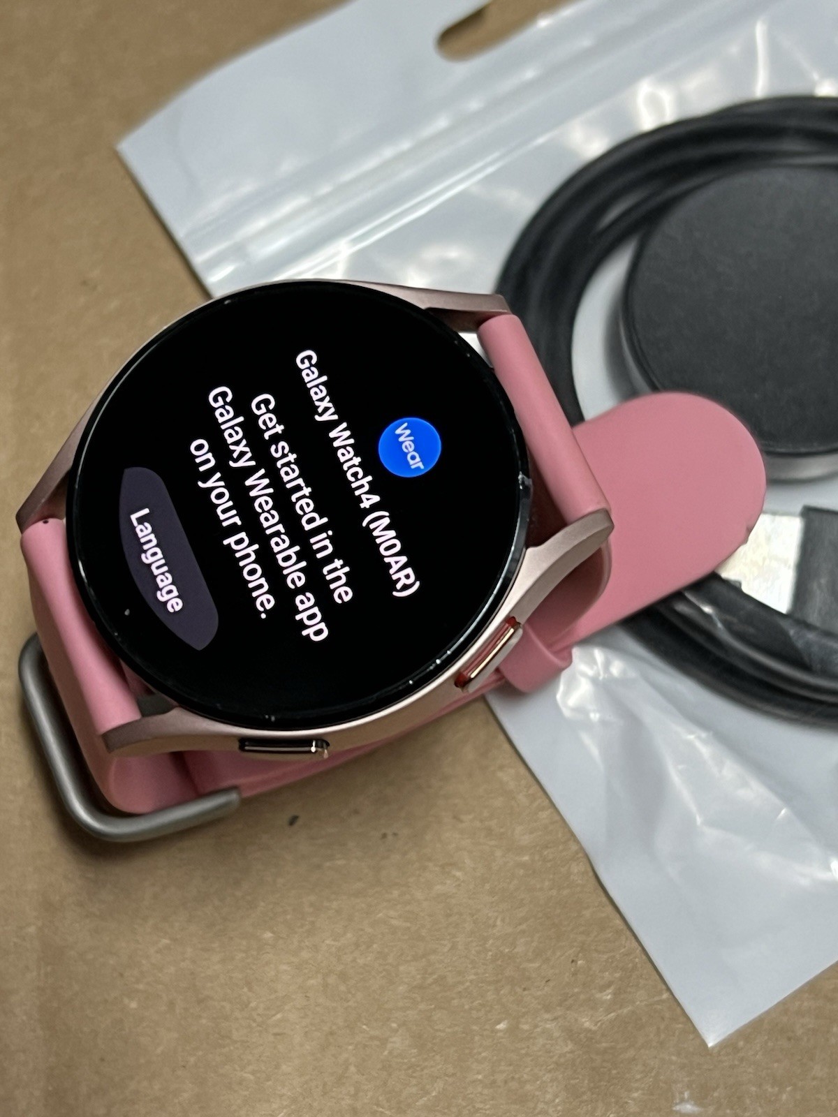 Samsung Galaxy Watch 4 40mm Aluminum Smartwatch SM-R860