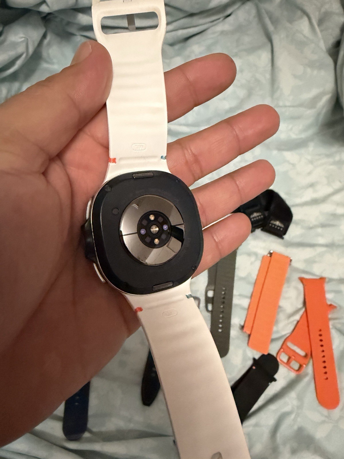 Samsung Galaxy Watch8 Classic 47mm Silver Stainless Case White Silicone Band