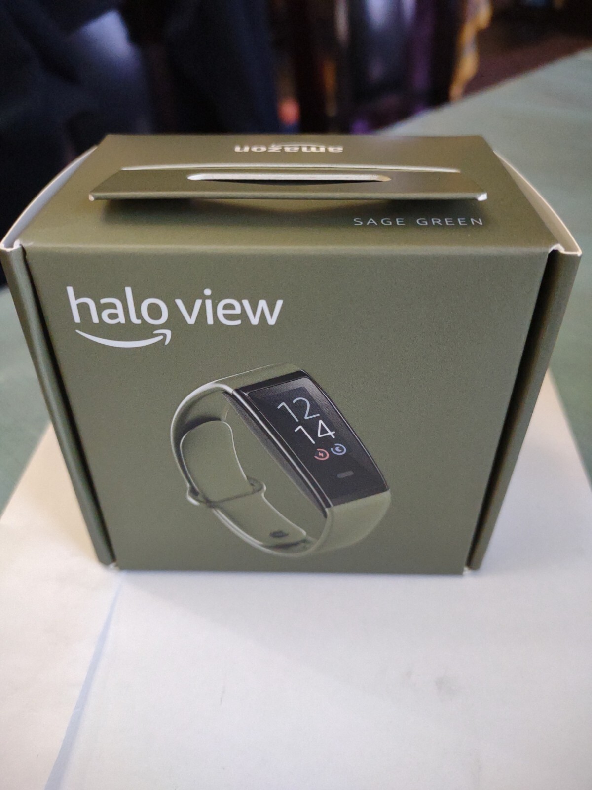 Brand New Amazon Halo View Fitness Tracker w Color Display + FREEBIES