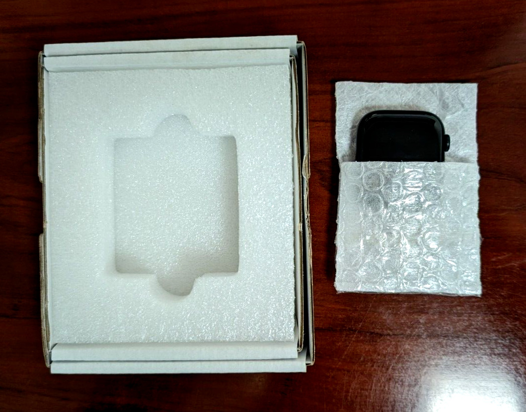 Apple Watch Series 8 45mm Midnight Tracker Blood Oxygen ECG Apps – WATCH ONLY!!!