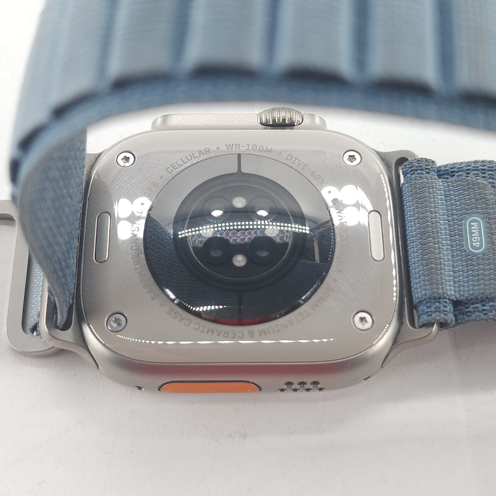 Apple Watch Ultra 3 49MM Silver Titanium Silver w/ Fabric blue band , Excellent