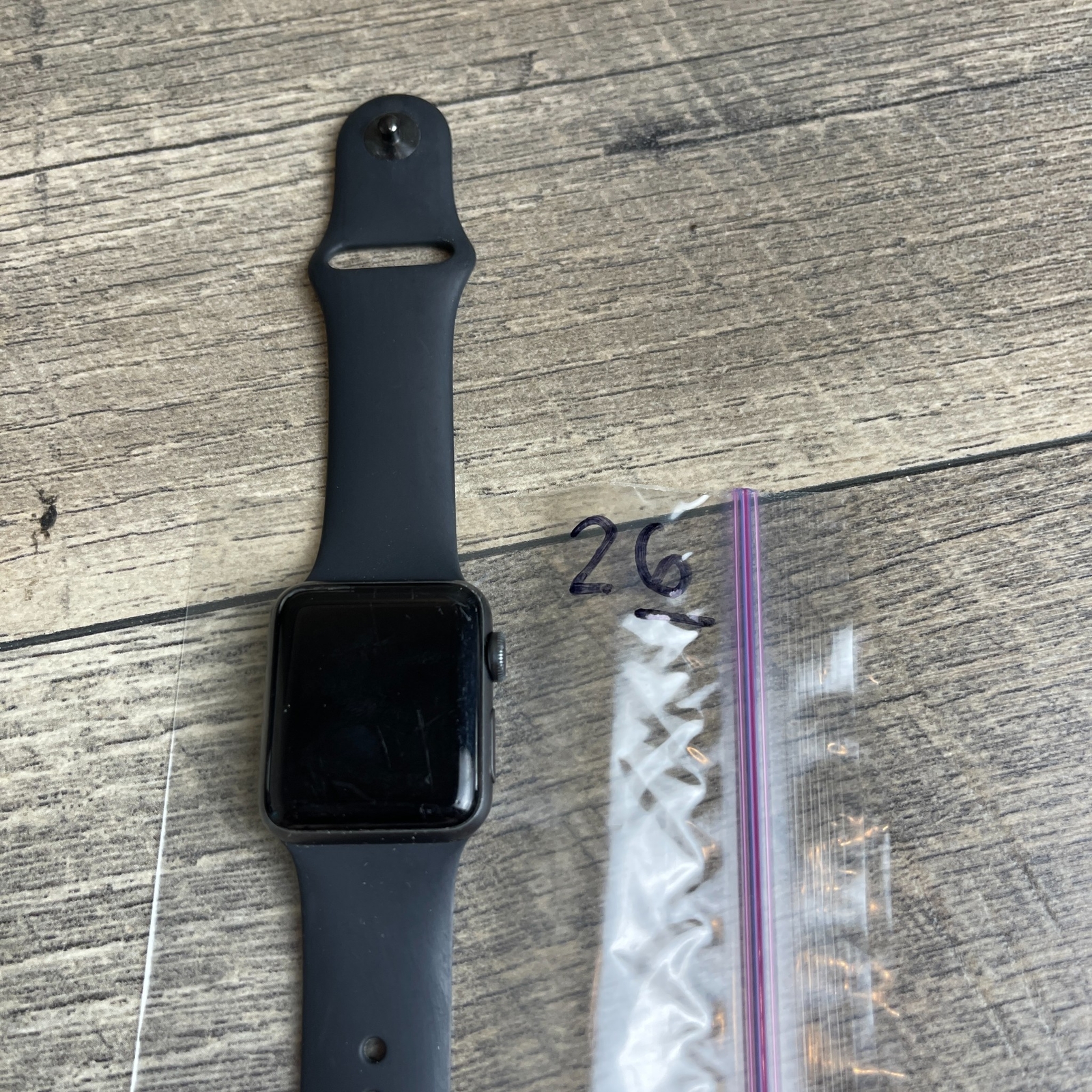 Apple Watch Series 3 GPS Smartwatch Black Strap 38mm 1.5″ Display Aluminum Case