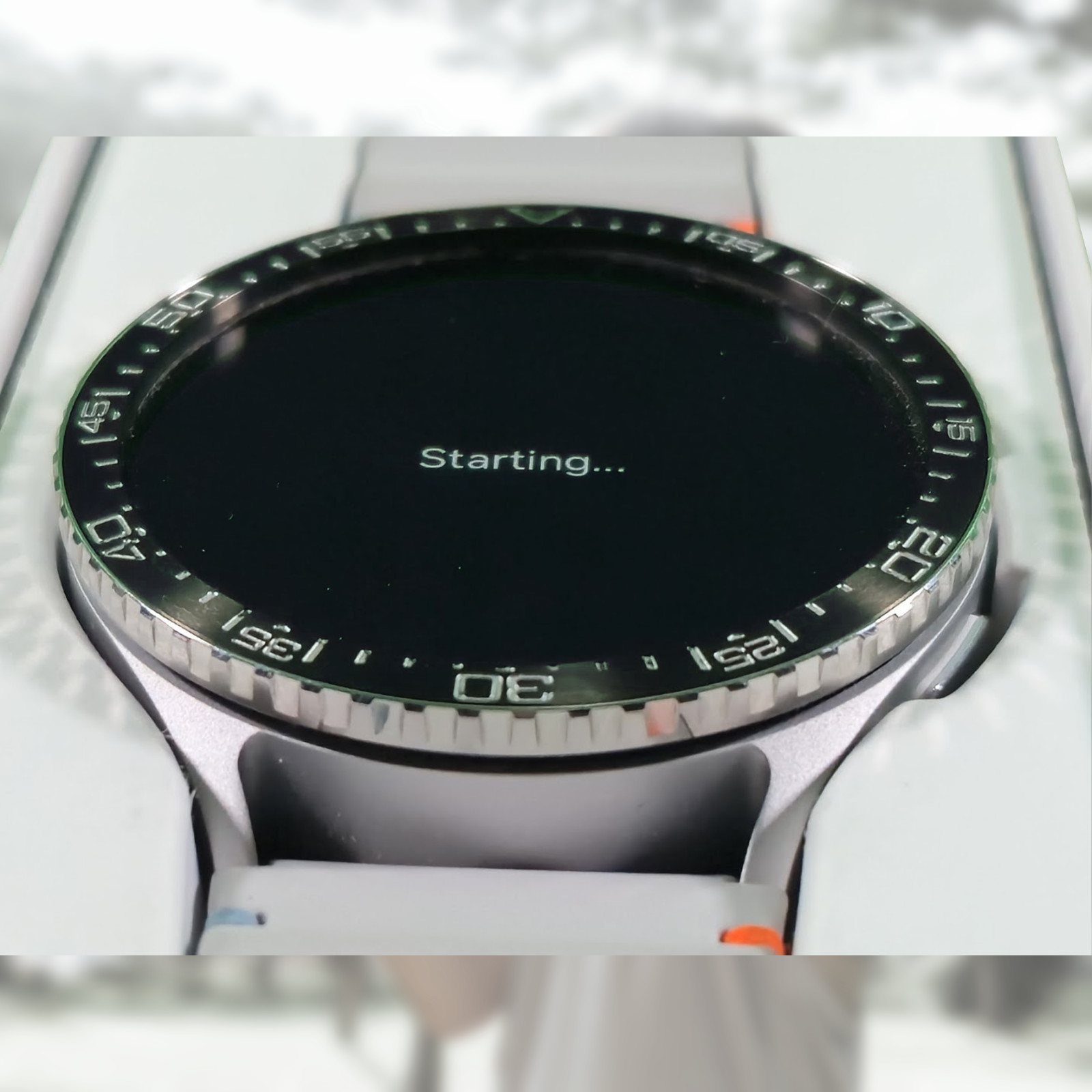 Samsung Galaxy Watch7 44mm SM-L310 GPS Silver — Sapphire Crystal, Factory Reset