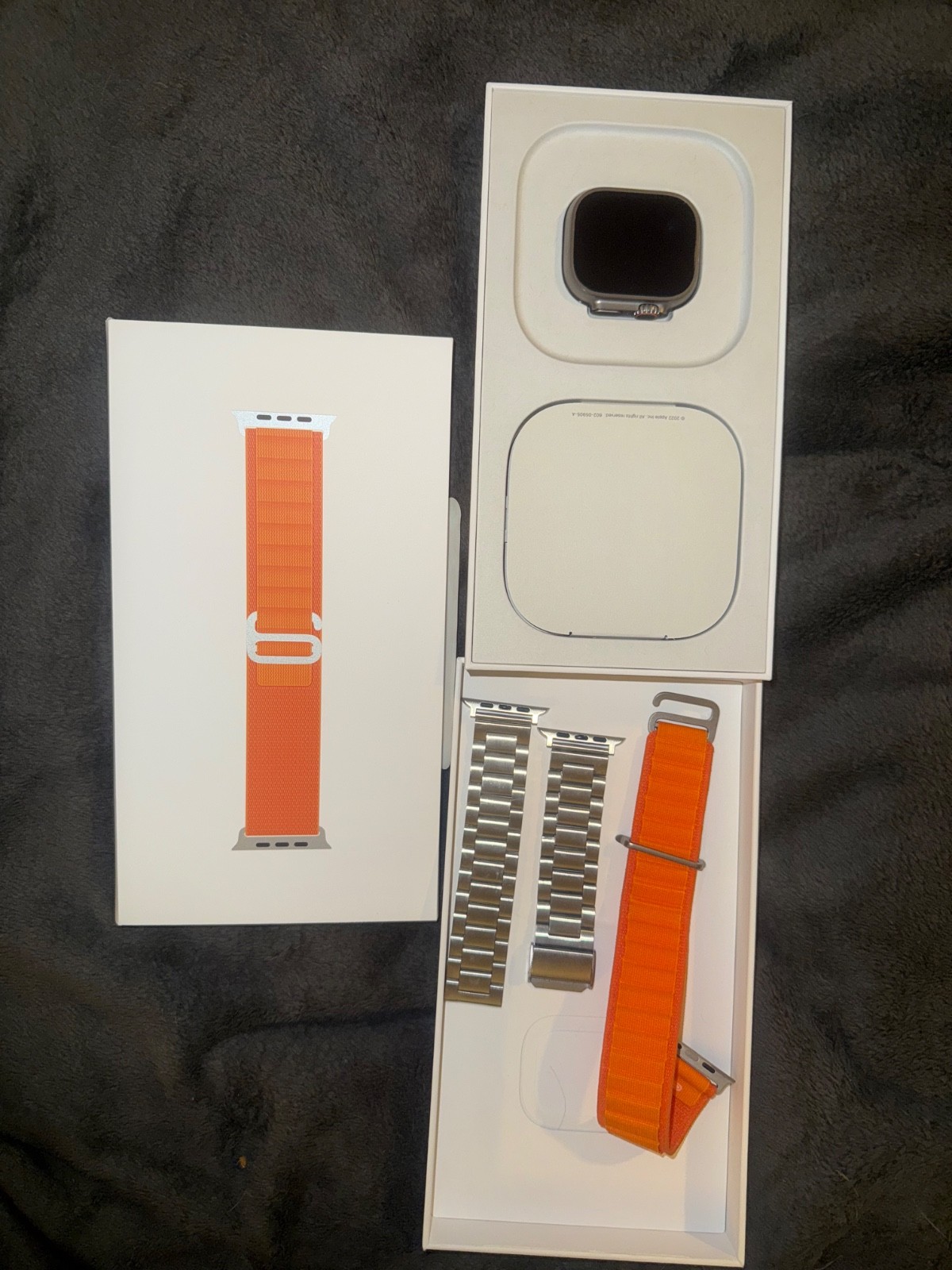 Apple Watch Ultra 49mm Titanium Case , Cellular (GPS + Wifi)