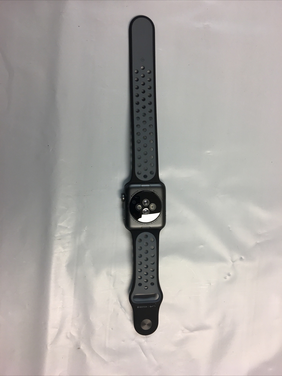 Apple Watch Nike+ 42mm Aluminum Case Black/Cool Gray Sport Band – (MNYY2LL/A)