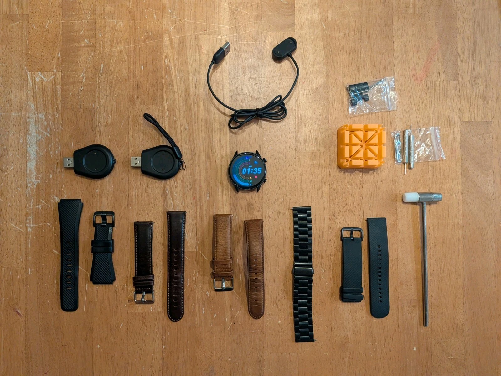 Amazfit GTR 3 Pro (Model A2040) 1.45″ – Very Good Condition + Massive Bundle!