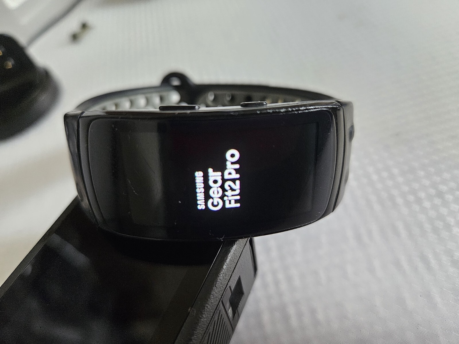 SAMSUNG SM-R365NZKAXAR Gear Fit2 Pro Grey Nylon Smartwatch Fitness Band (Large)