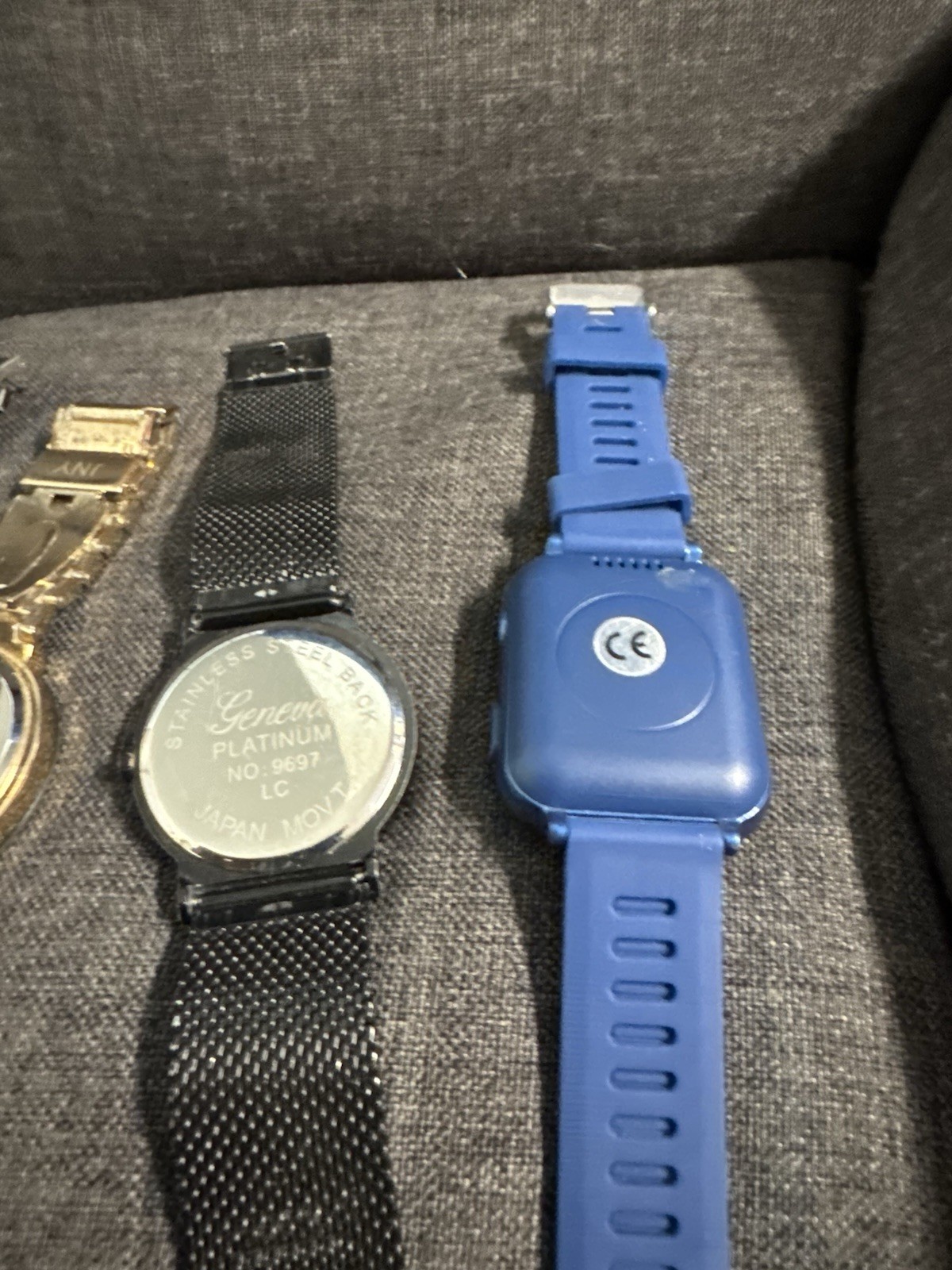 Mixed Lot Of 8 Watches Untested Fossil Jones Geneva Apple Watch Etc