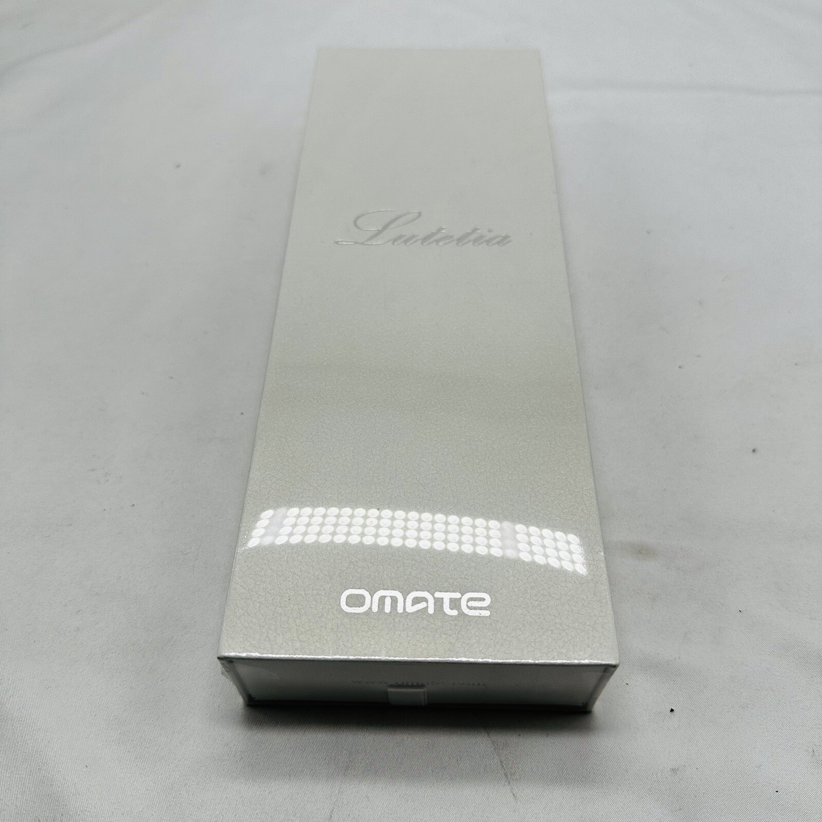 Omate Lutetia smartwatch Compatible with both iOS and Android Silver Brand New