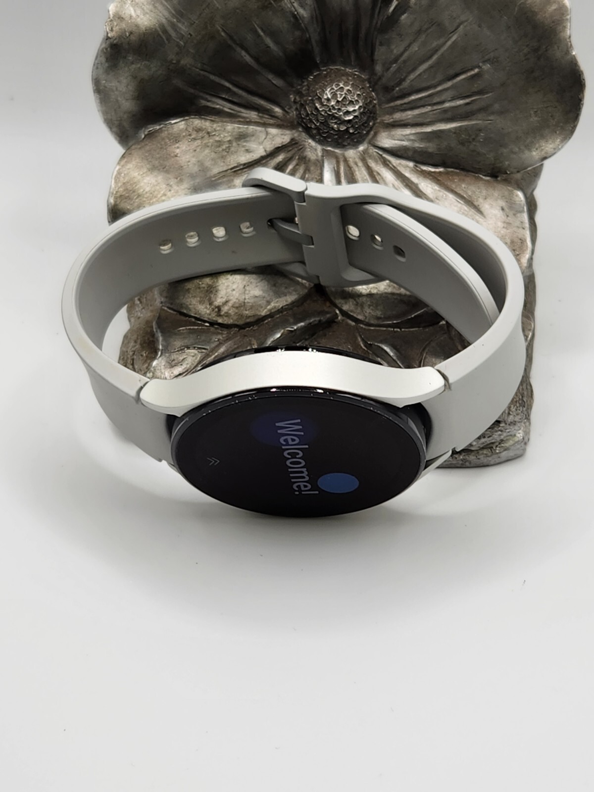 Samsung Galaxy Watch 4,44mm Smartwatch SM-R870 Silver Bands,used ,good shape#155