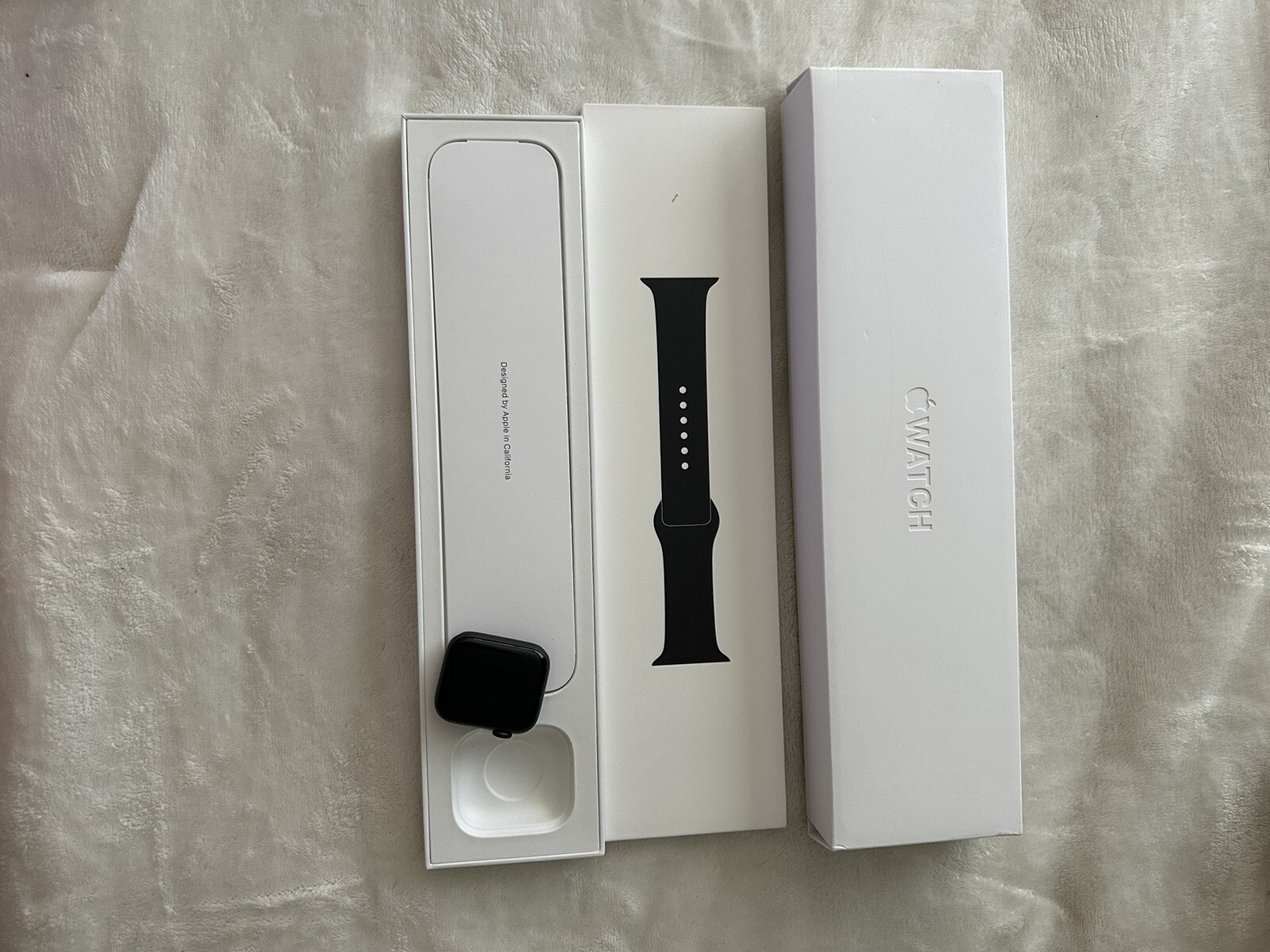 Apple Watch Series 6 40MM (GPS + Cellular) – Black – A2293
