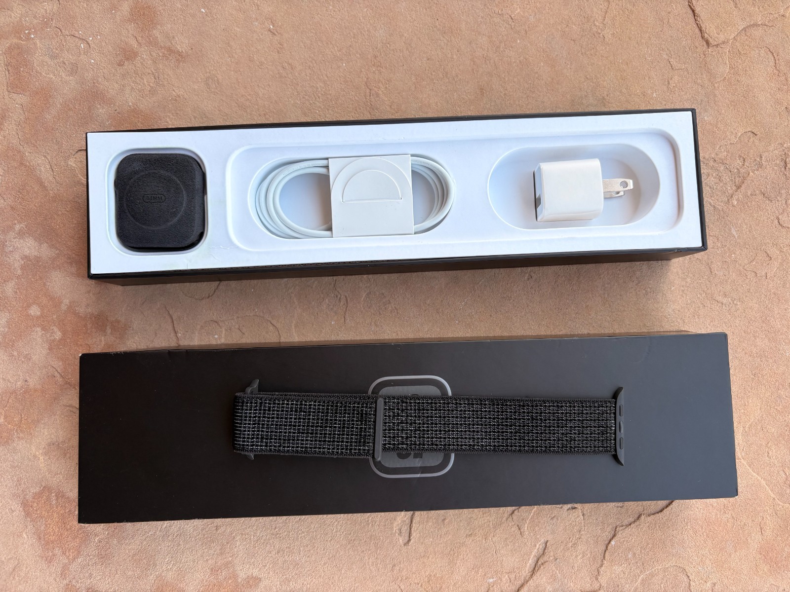 Apple Watch Series 4 GPS 44mm Space Gray Aluminum Open Box Never Used Complete