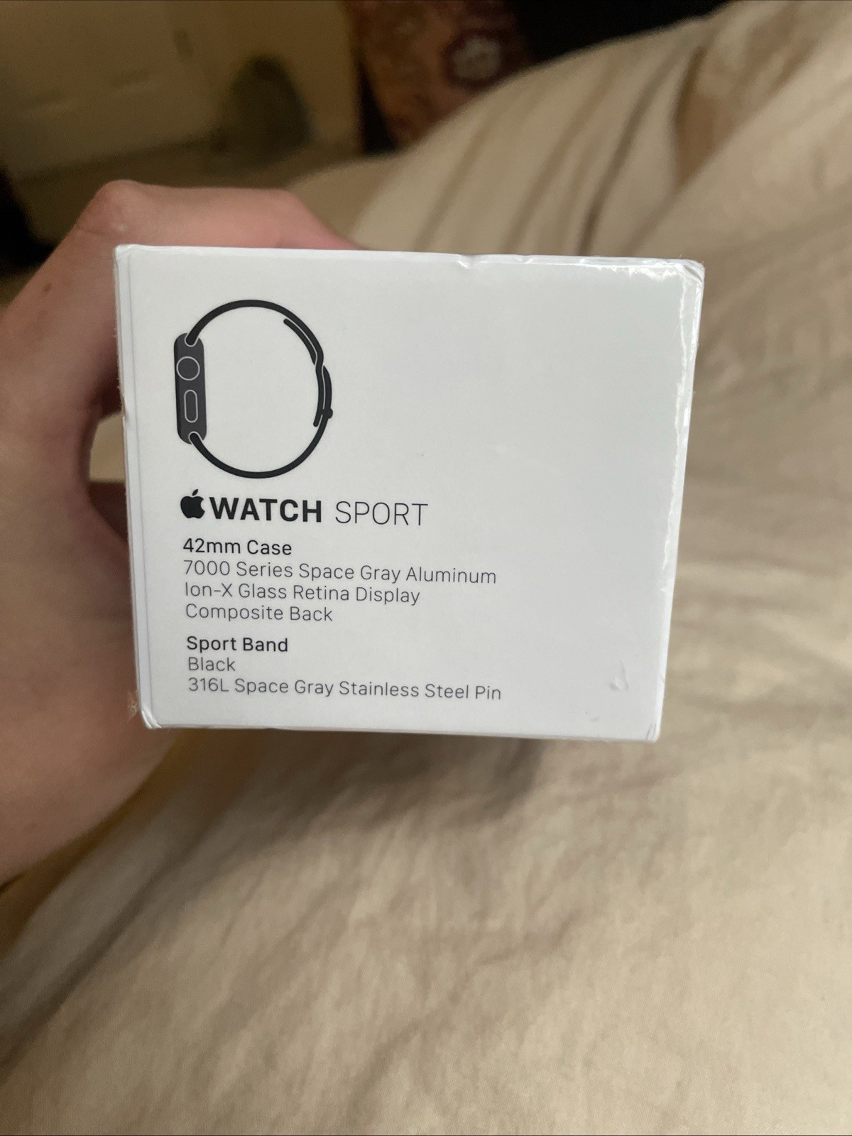 Apple Watch Sport 7000 Series 42mm Space Gray Aluminum Retina 8GB Black