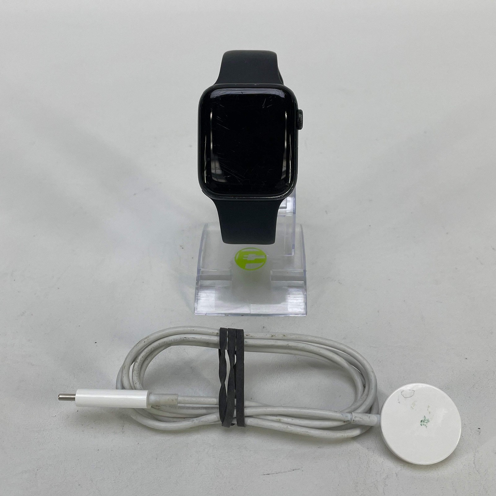 GPS Only Apple Watch SE 2nd Gen 44MM Midnight Aluminum Black Sport Band MNTG3LL/