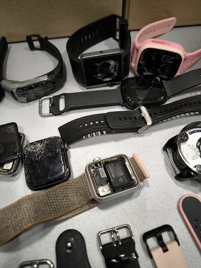 Lot of 20 Mixed Smartwatches – Untested, Signs of Use, Parts/Repair
