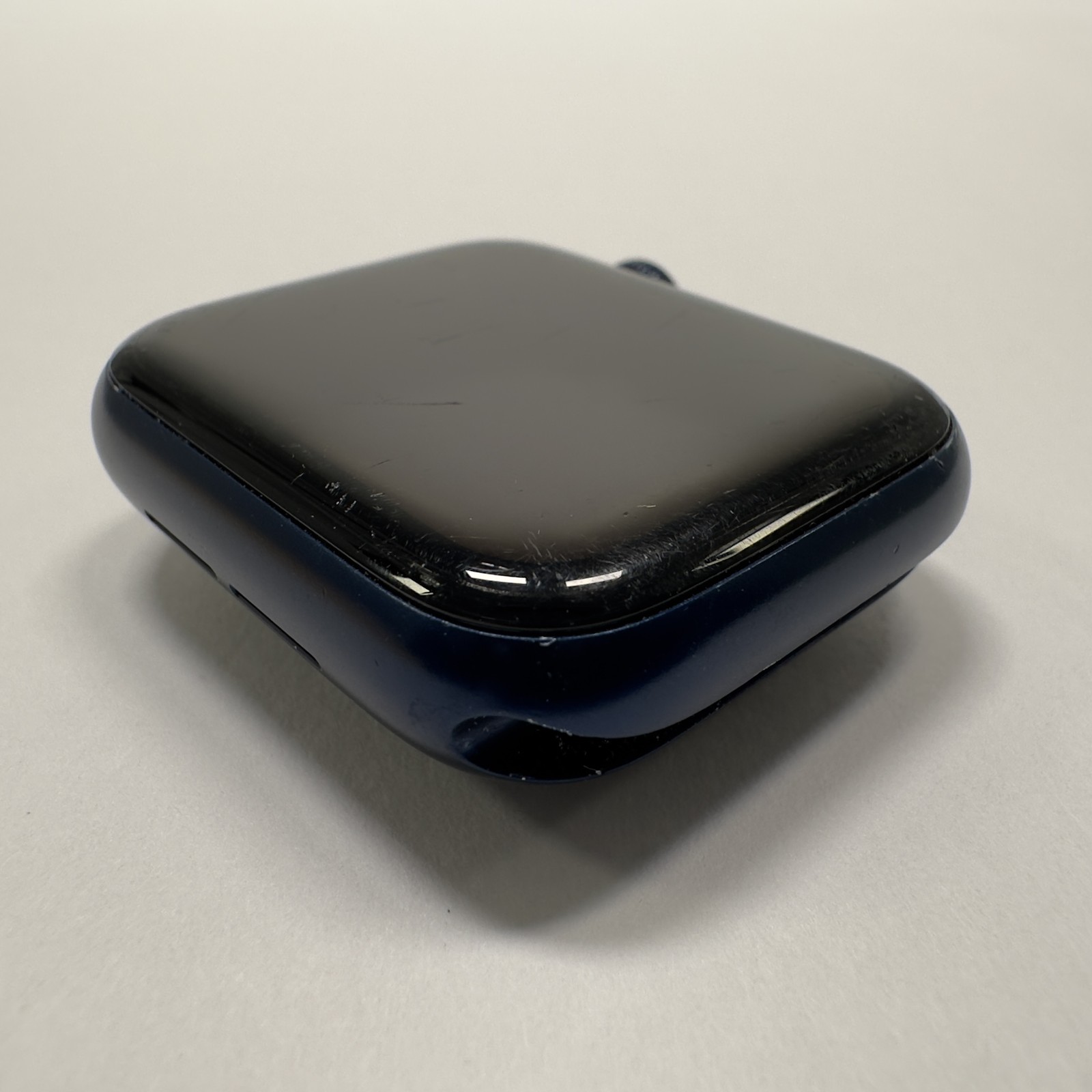 Apple 40mm Apple Watch Series 6 M02R3LL/A | Power Issue | For Parts