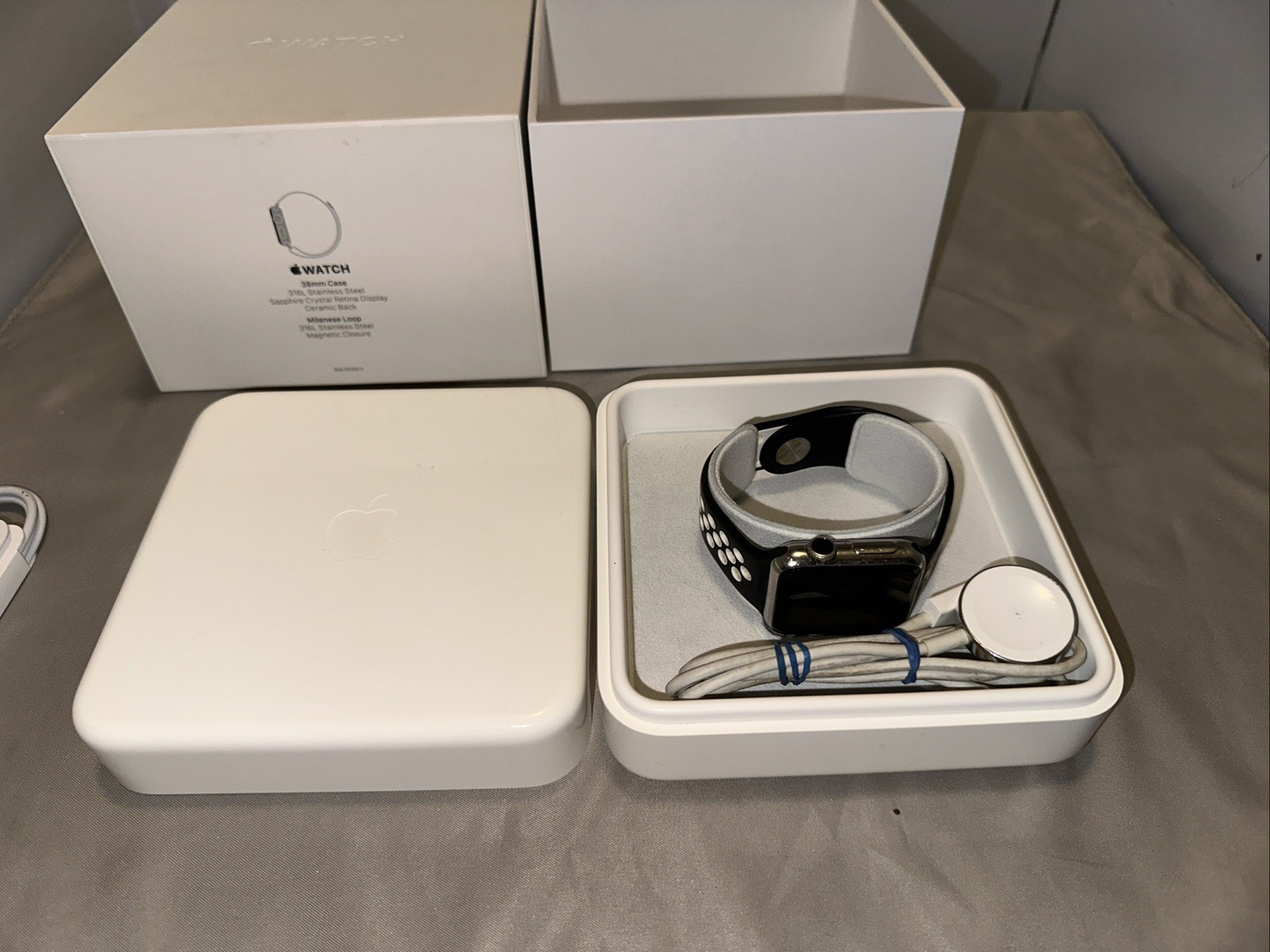 Apple Watch 38mm Stainless Steel Case Silver Milanese Loop – (MJ322LL/A) “Rare”