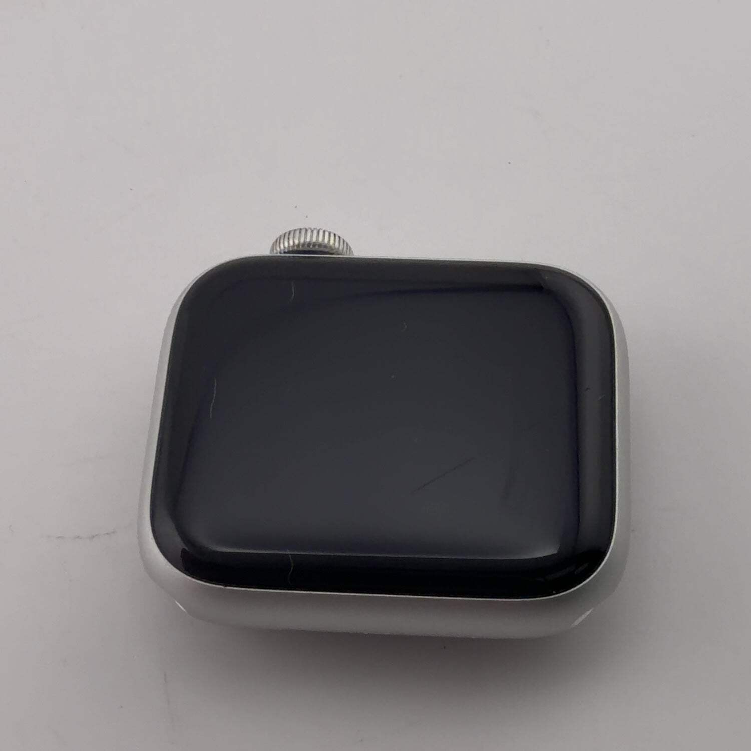 GPS Only Apple Watch SE 2nd Gen 40MM Silver Aluminum A2722 Face Only