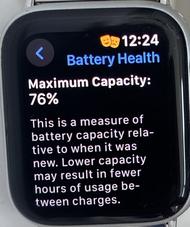 Unlocked Apple Watch SE 1st Gen 44MM Space Gray 4 Bands & Accessories A2354