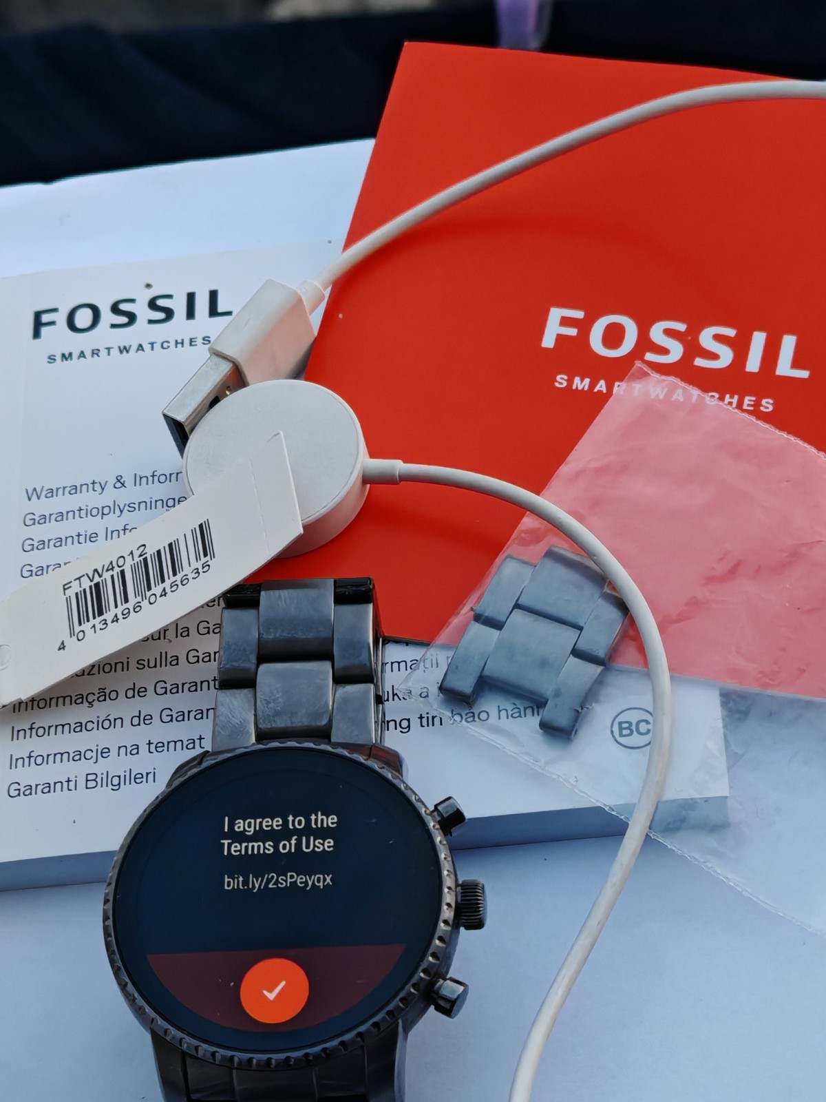 FOSSIL SMARTWATCH GEN 4 FTW4012 FULL SET BOX AND WARRANTY PAPERS WORKING PERFECT