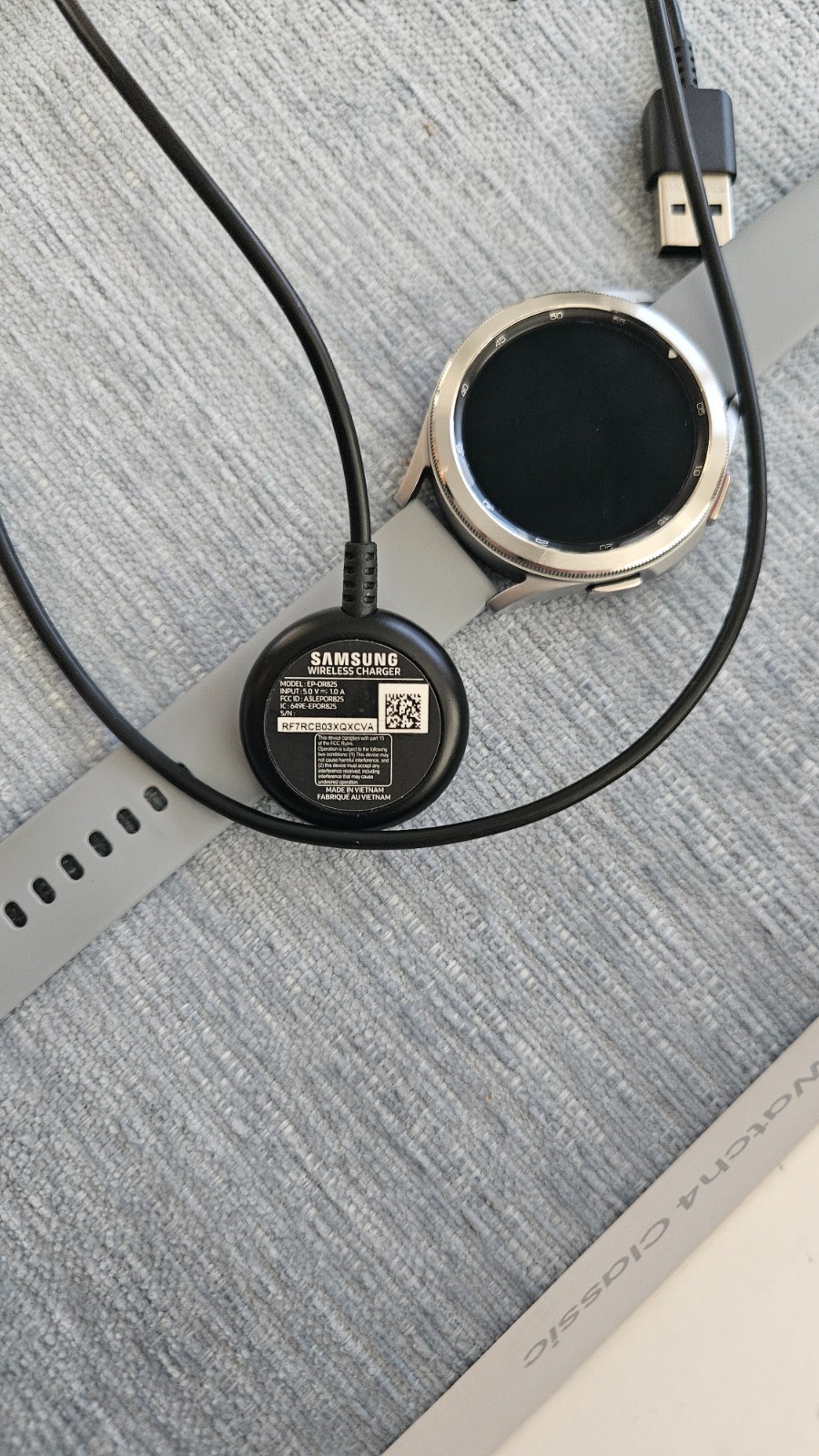 Samsung Galaxy Watch4 Classic 46mm Bluetooth Silver Smartwatch Free Shipping