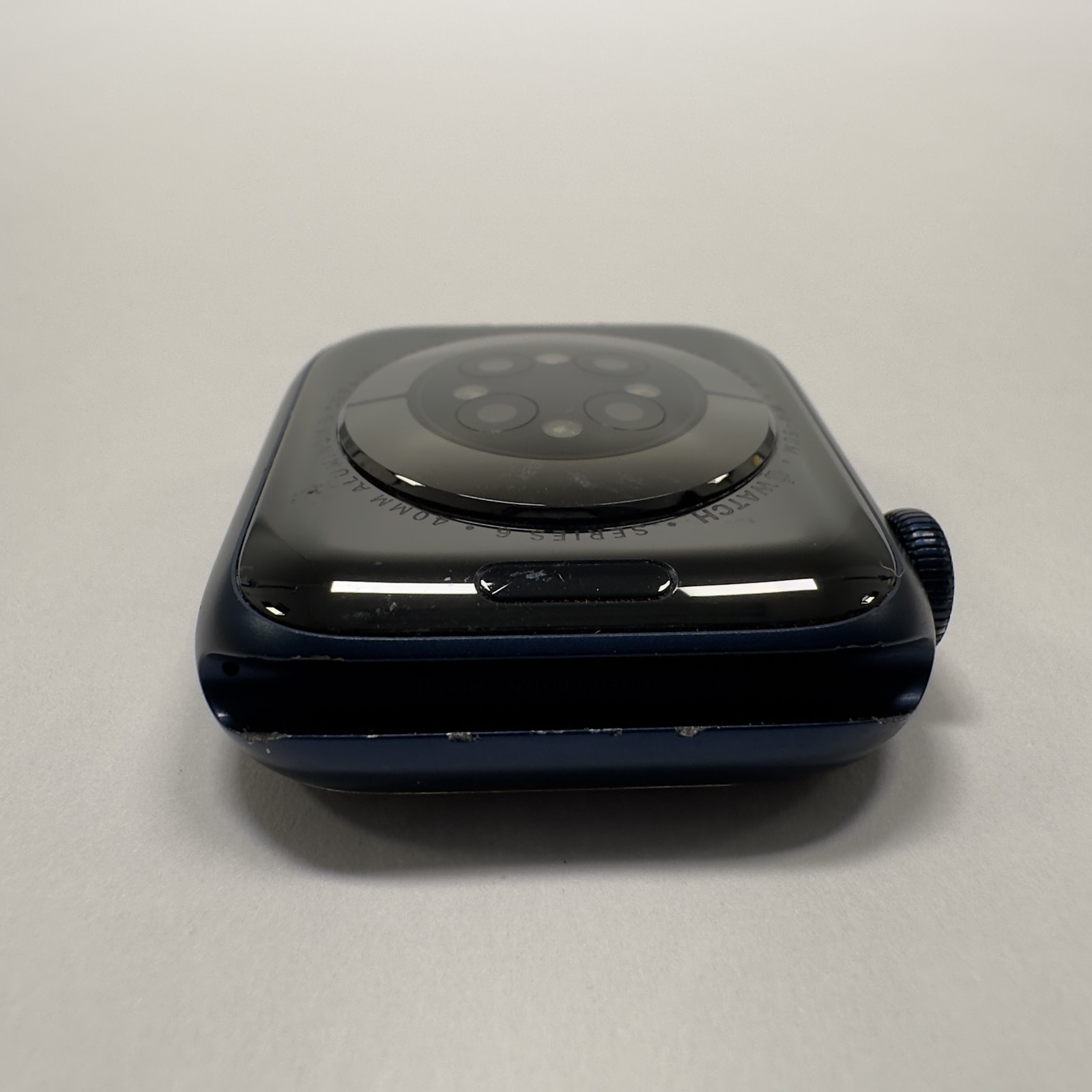 Apple 40mm Apple Watch Series 6 M02R3LL/A | Power Issue | For Parts