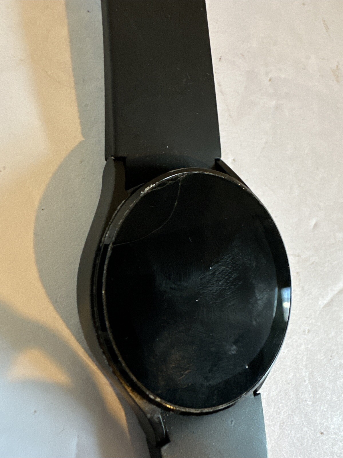 Samsung Galaxy Watch4 SM-R860 Graphite 40mm Case Wi-Fi GPS Smartwatch READ