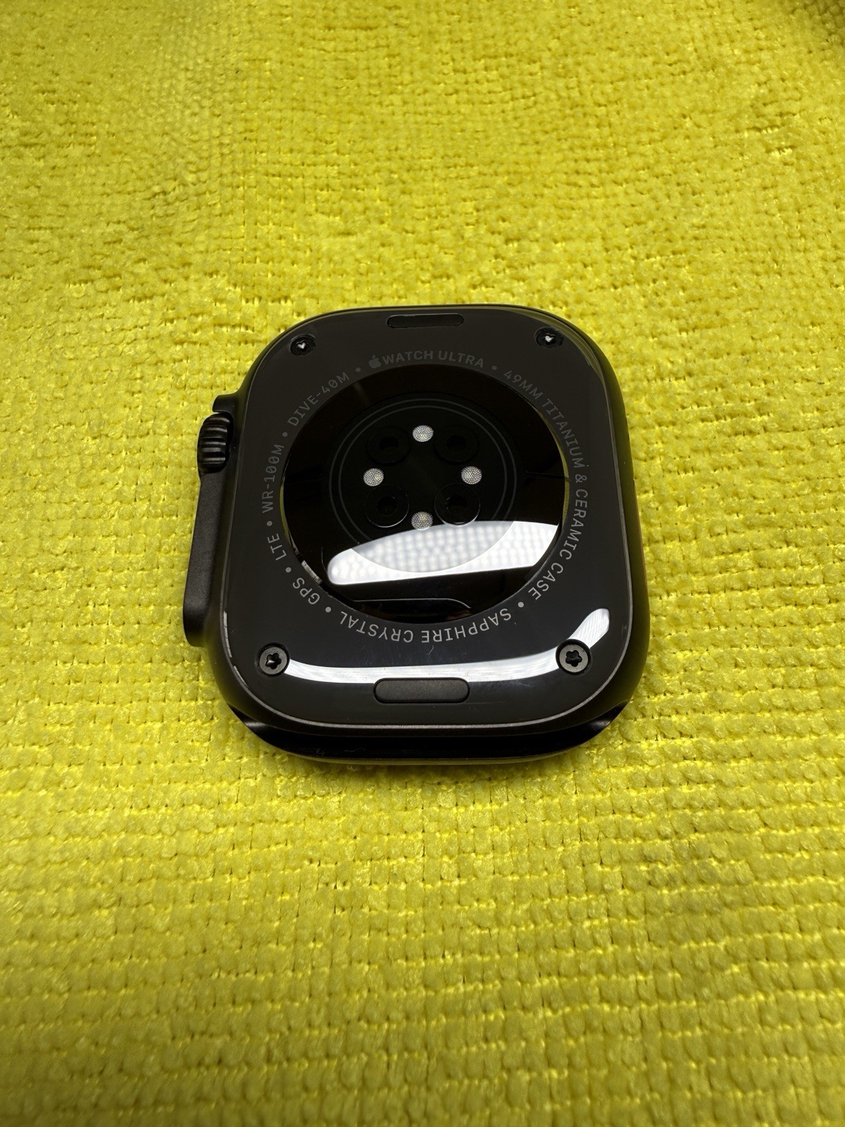 Apple Watch Ultra 2 49mm Black Titanium GPS+Cellular (Unlocked) Great Condition