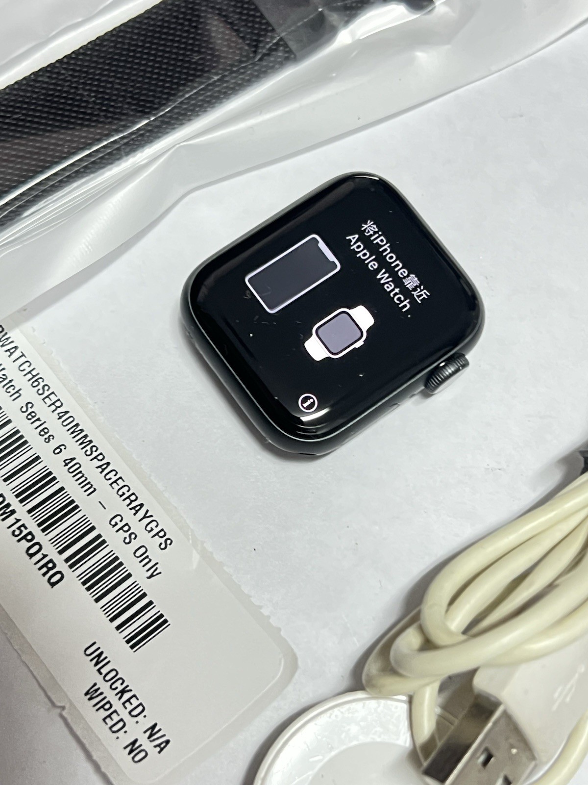 Apple Watch Series 6 40MM (GPS ) aluminum- Black – A2293