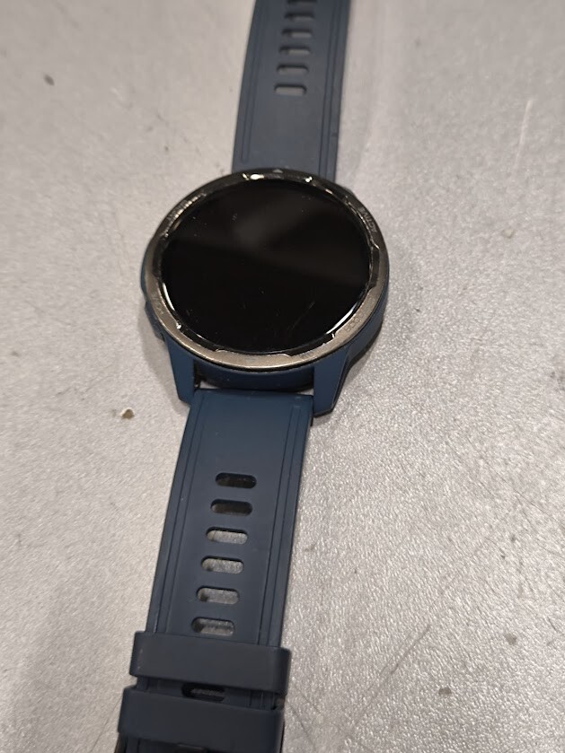 Used Smartwatch – Working, No Accessories, Signs of Wear