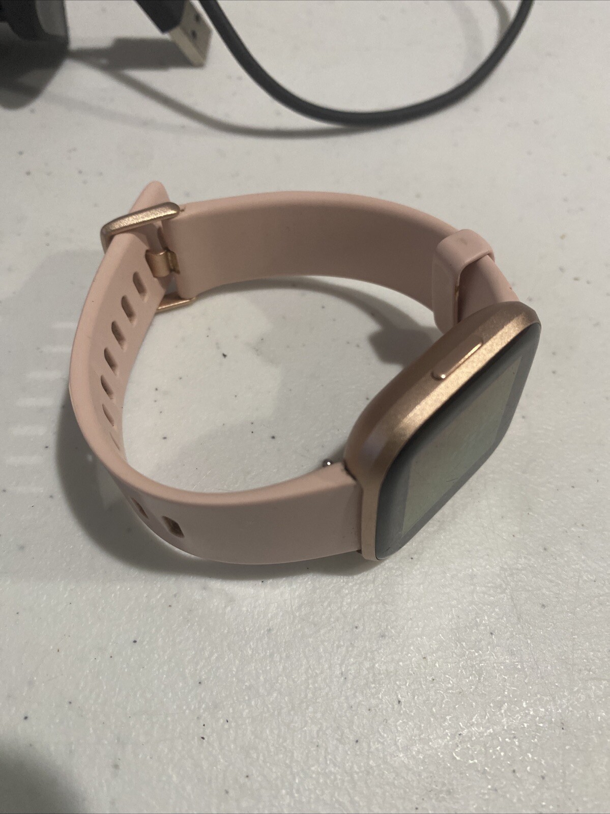 Fitbit Versa 2 Health & Fitness Smart Watch Copper Rose Pink Band FB507