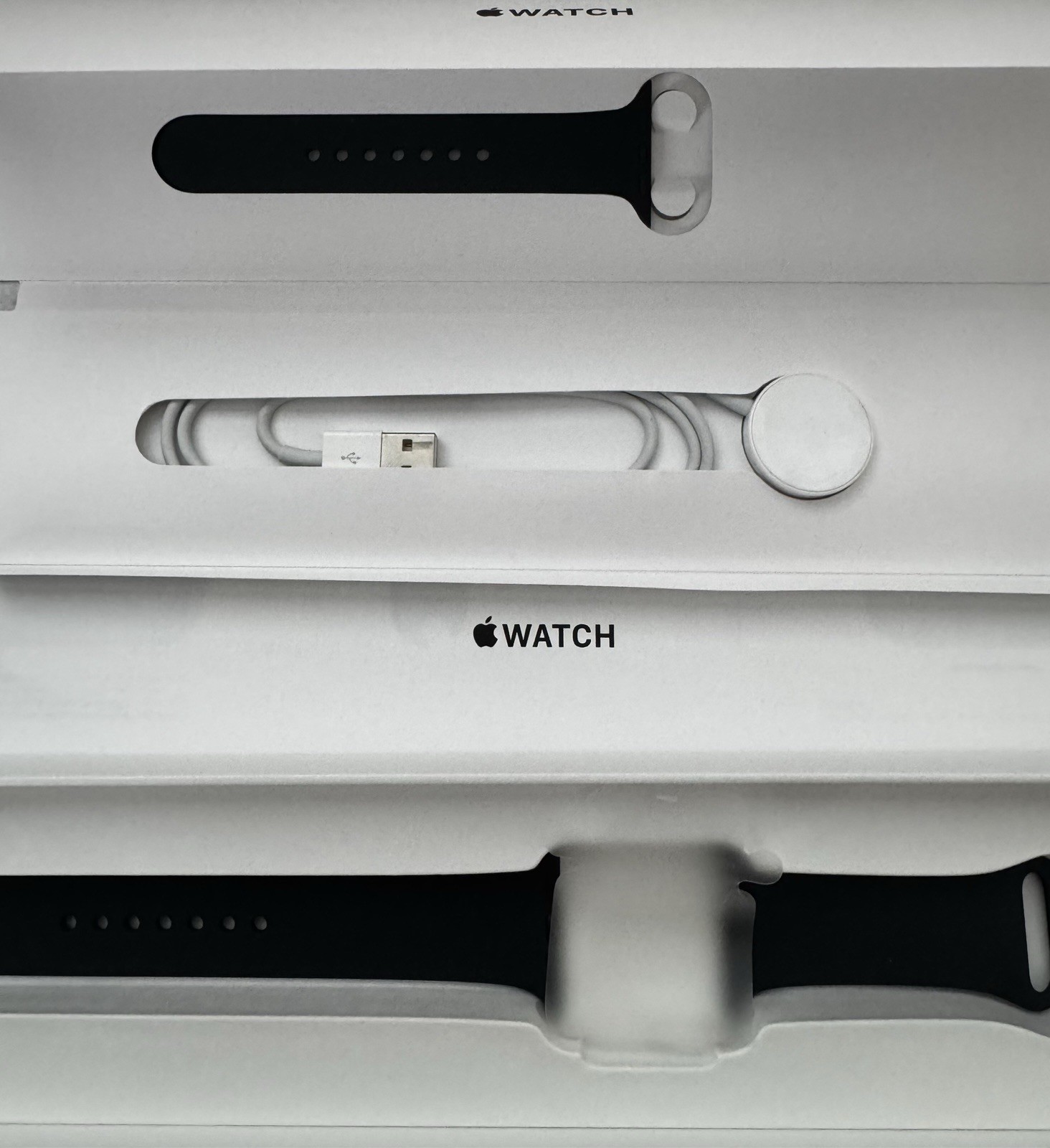 Apple Watch Series 3 Space Gray Aluminum, GPS, 42mm with Black Sport Band