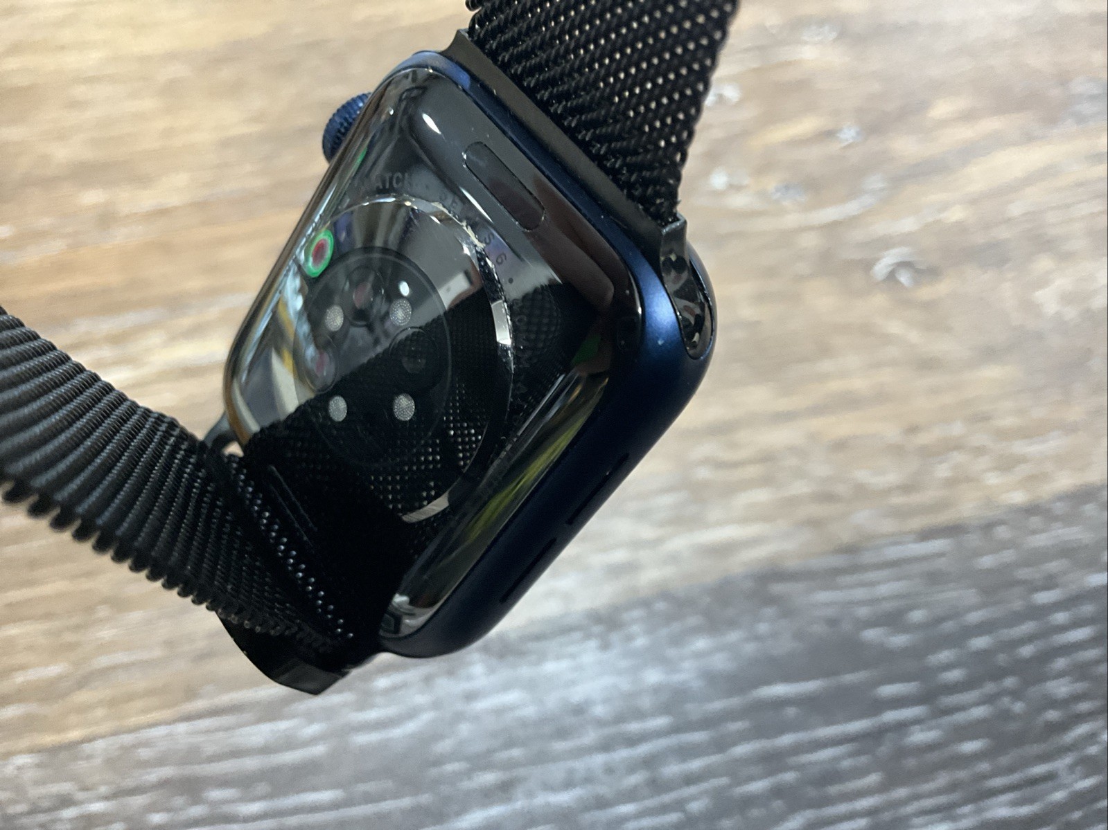 Apple Watch Series 6 A2291 GPS + Cellular Aluminum 40mm – LOCKED