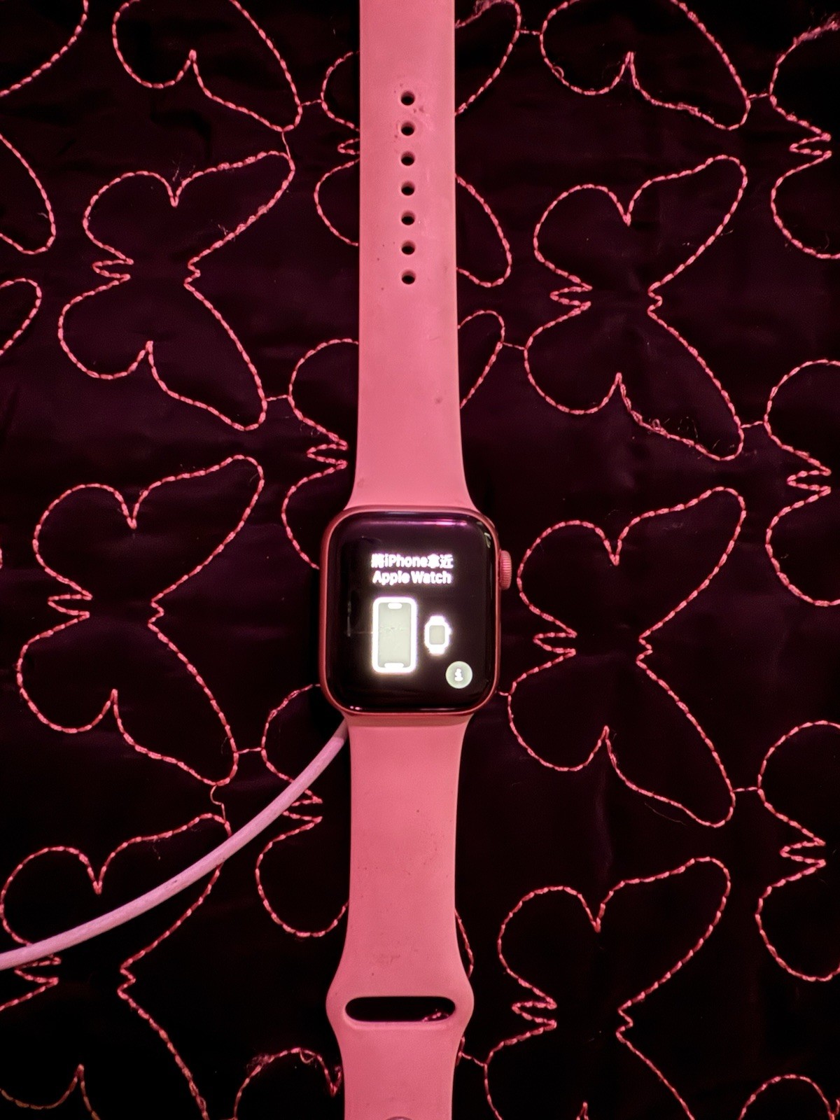 Apple Watch Series 5 40mm Aluminum A2094 Rose Gold Unlocked LTE WR-50 M