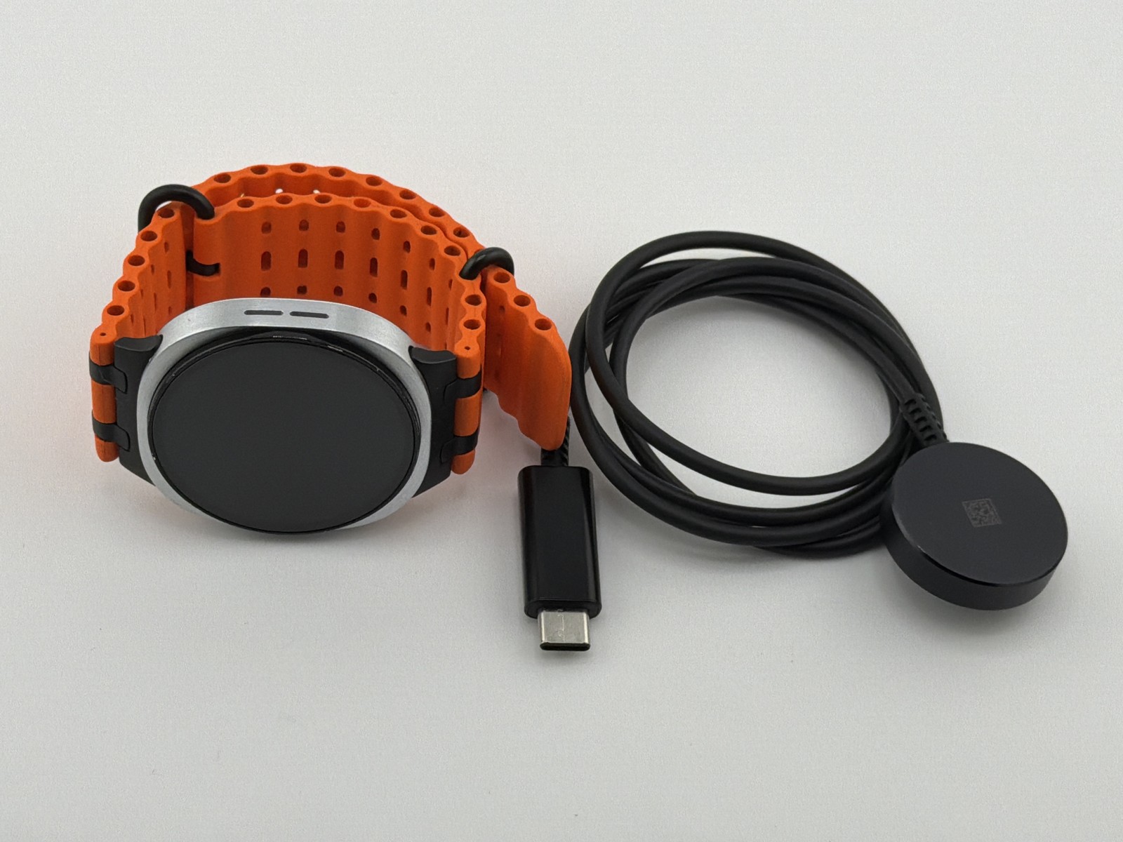 Samsung Galaxy Watch 8 44mm Silver With Orange Bands Wi-Fi SM-L330N Good