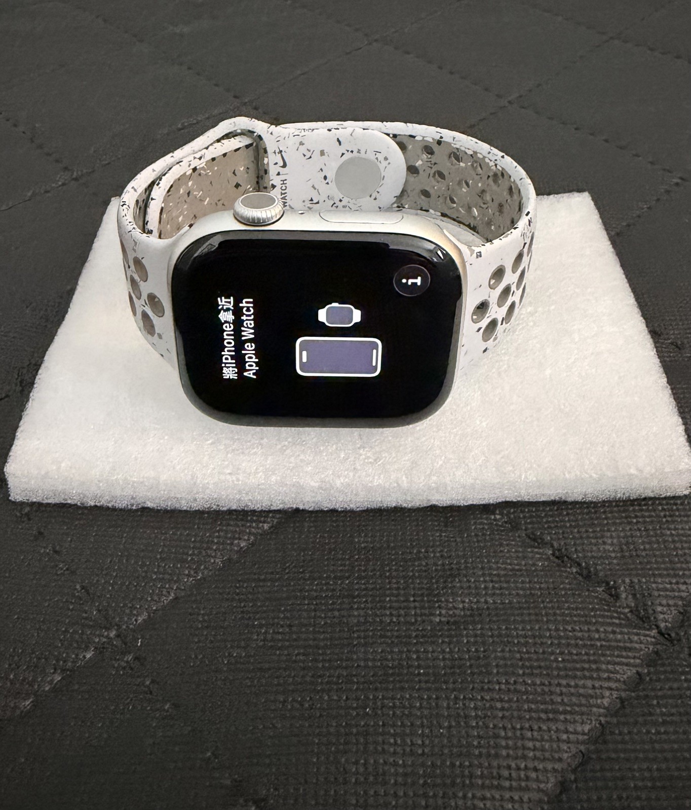 Apple Watch Series 11 Nike Edition 46mm GPS – Excellent Condition – Used
