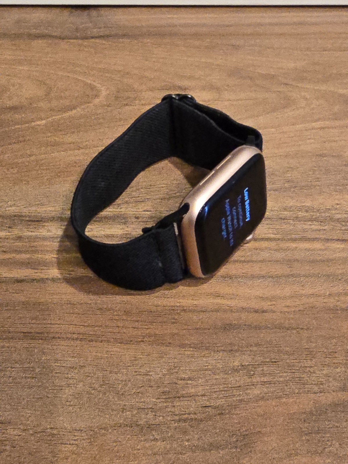 Apple Watch SE 1st Gen (2020) 40mm Rose Gold (GPS & LTE)