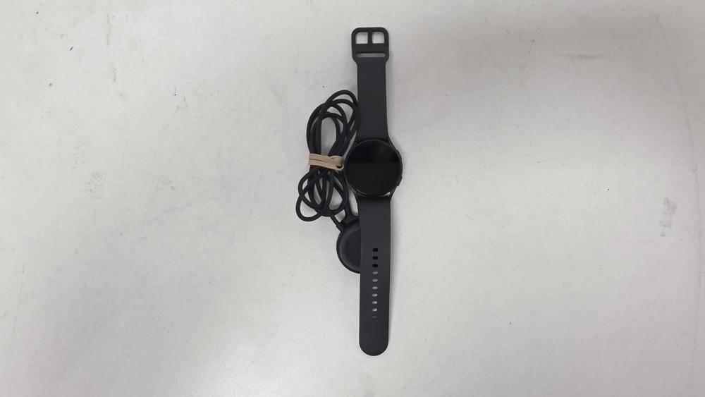 SAMSUNG SM-R905U – 5 40MM LTE VERSION (P08034199)
