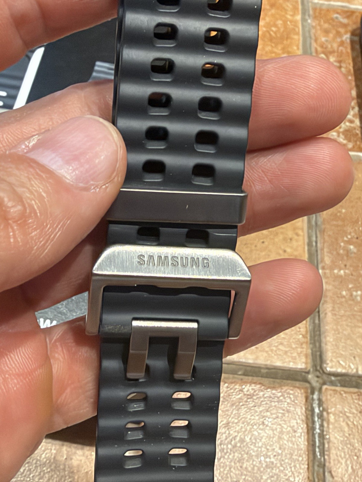 Samsung Galaxy Watch Ultra (2025) 47mm unlocked W/ Charging Pad.
