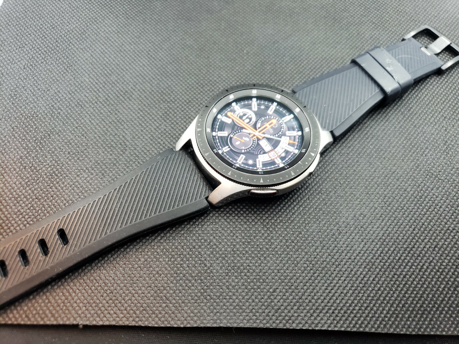 Samsung Galaxy Watch Sm-r800 46mm Silver Smartwatch Bluetooth WiFi
