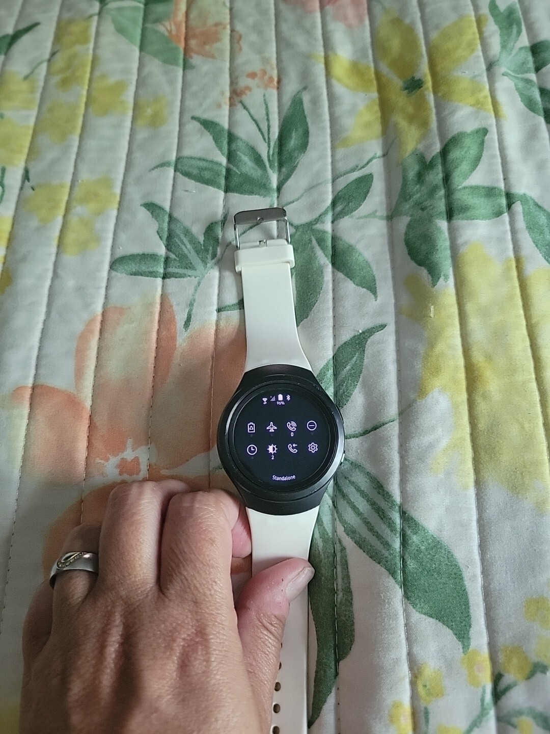 Samsung Gear S2 SM-R730V Verizon Smartwatch – White (Replacement Bands Included)