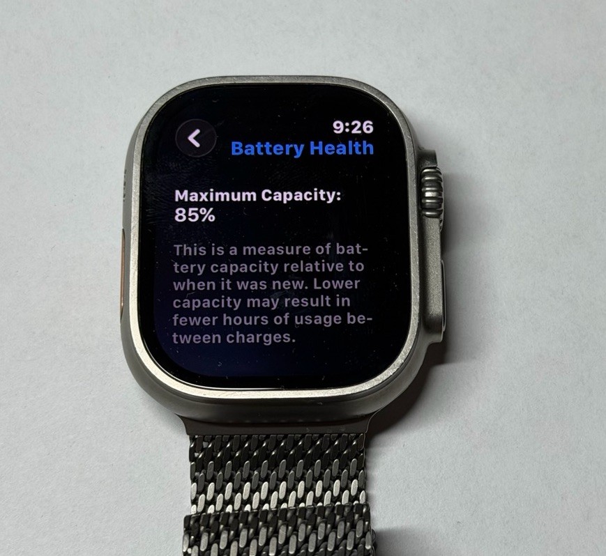 Apple Watch Ultra GPS+cellular 49mm Titanium Case With Original Apple Mesh Band