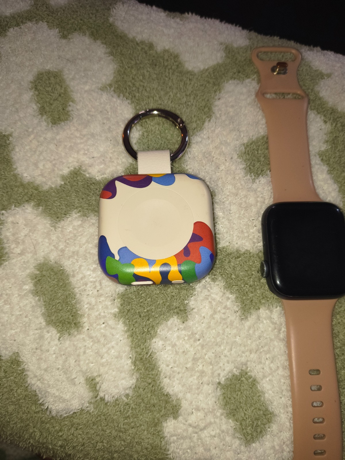 Apple Watch Series 6 44mm Space Gray Aluminum with band/cord/charge block