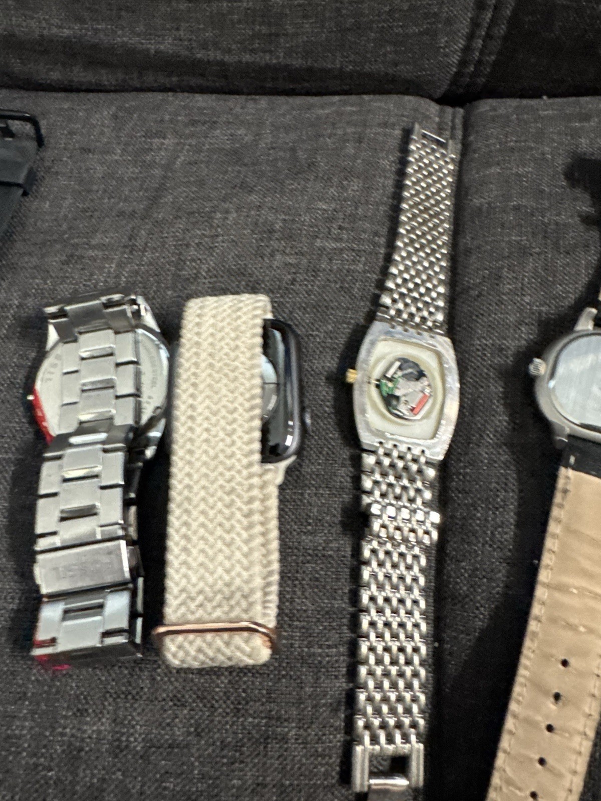 Mixed Lot Of 8 Watches Untested Fossil Jones Geneva Apple Watch Etc