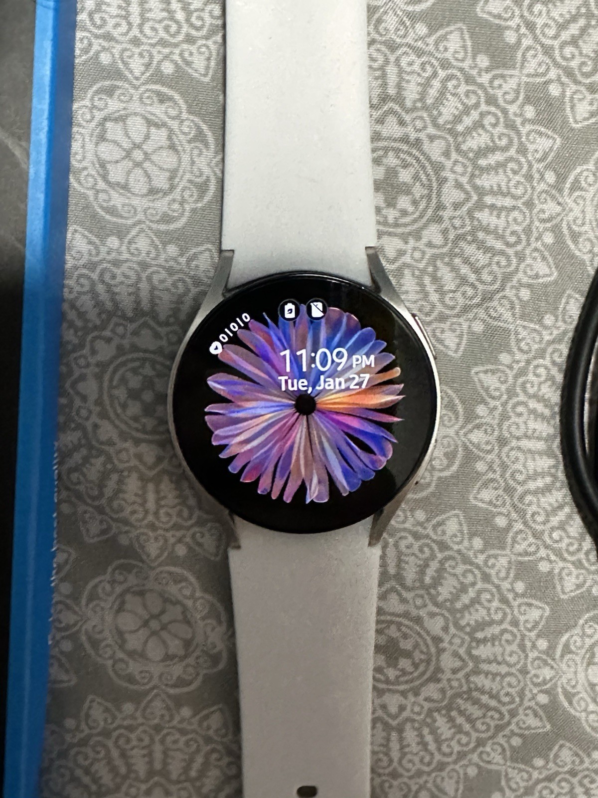 Samsung Smart Watch Galaxy Watch 6 Silver and White