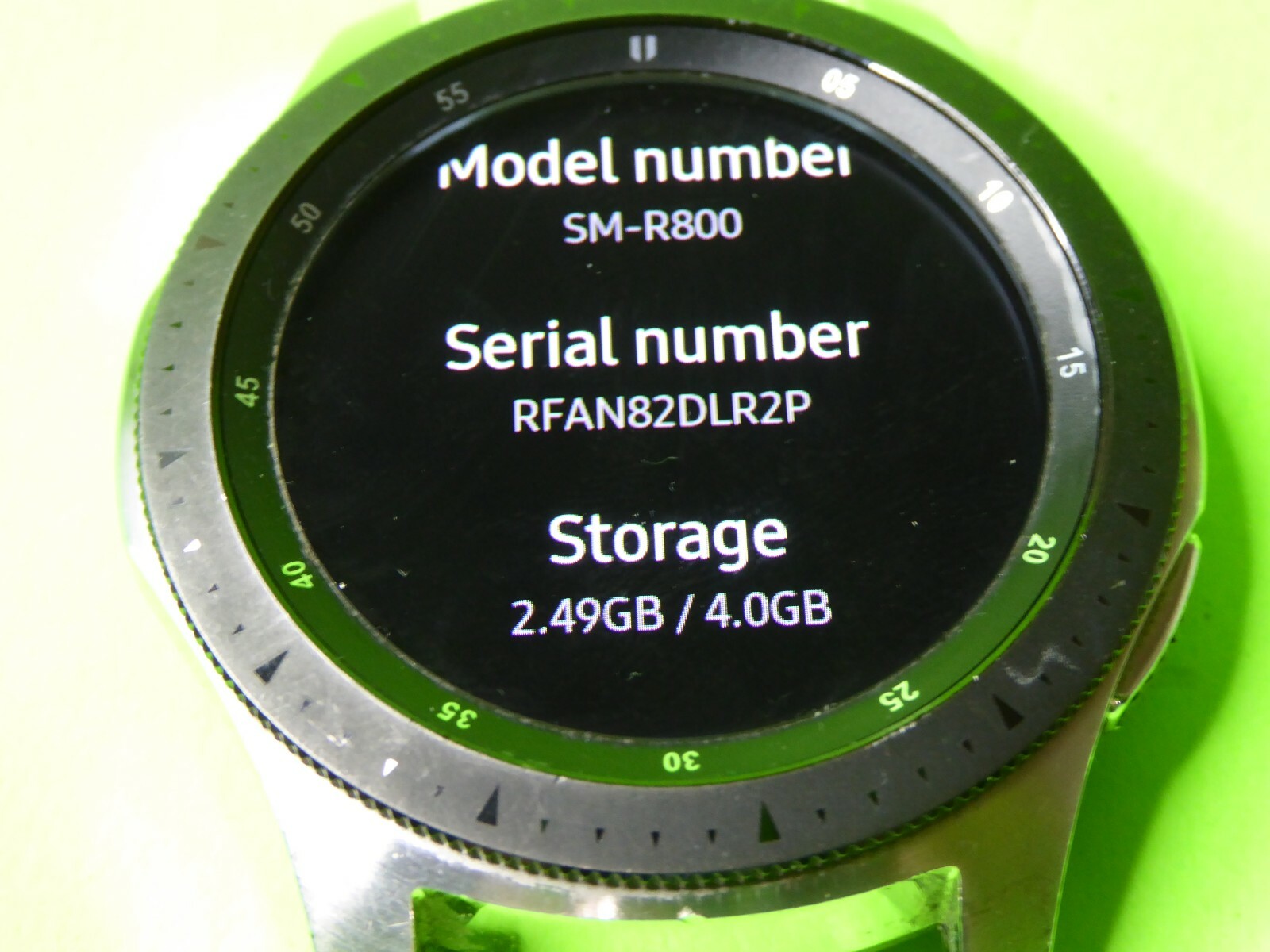 Samsung Galaxy Watch SM-R800 46mm. Watch Case only (screen has tiny dead pixel)